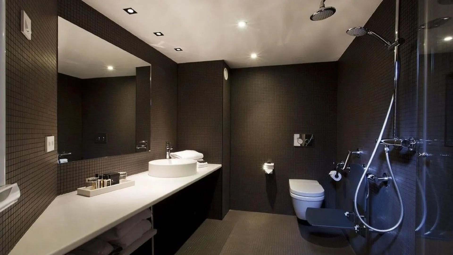 La Maison Champs Elysees 5*