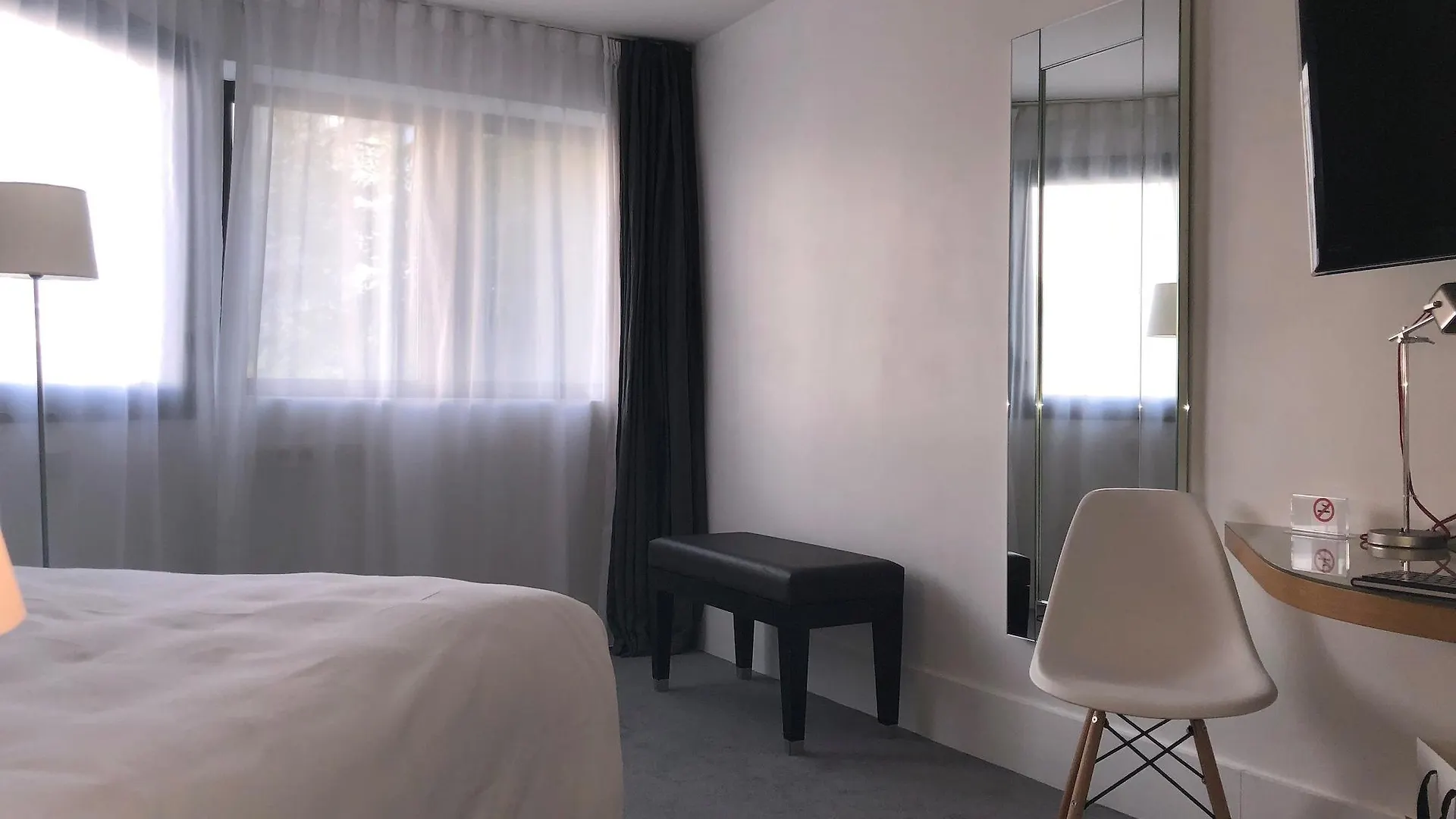 Hotel La Maison Champs Elysees