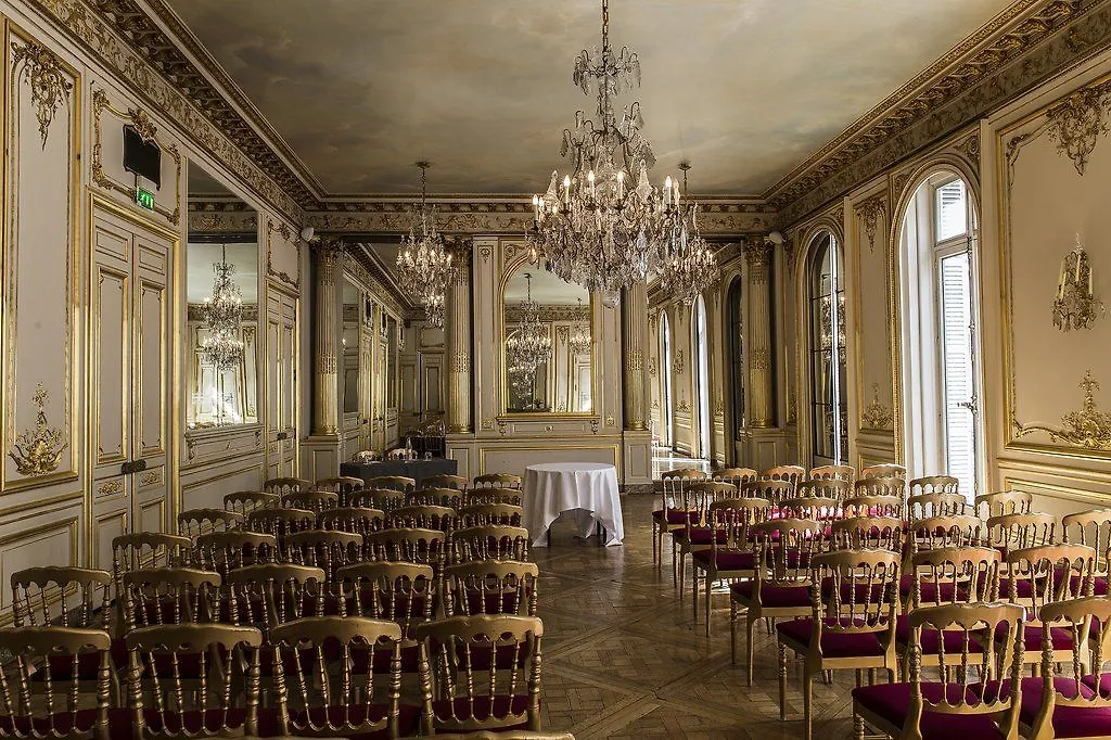 Hotel La Maison Champs Elysees 5*