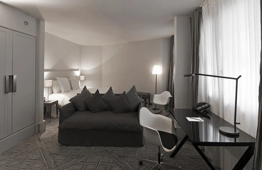 La Maison Champs Elysees Hotel Paris